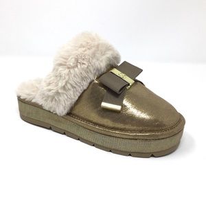 ✨NWOT✨ Michael Kors Grace Bow Slippers